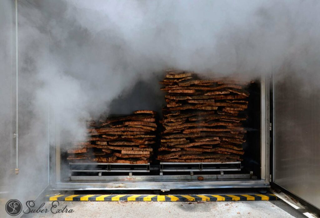 How are artisanal wine corks made? Inside a cork factory in Sardinia ...